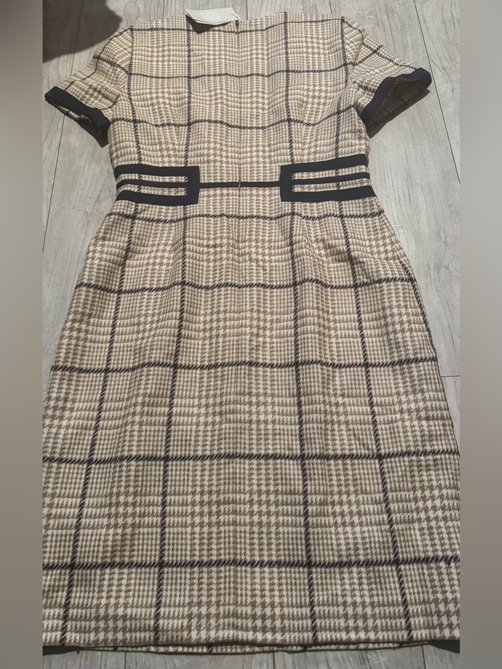Boden Heritage British Tweed Plaid Short-Sleeve Sheath Dress Tan & Black - Picture 4 of 6